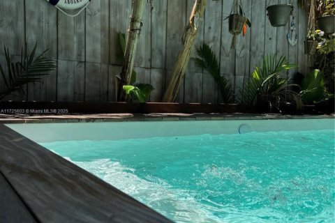 House in Hollywood, Florida 3 bedrooms, 152.73 sq.m. № 1713043 - photo 4