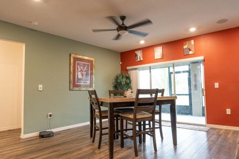 House in Port St. Lucie, Florida 5 bedrooms, 211.26 sq.m. № 2082754 - photo 6