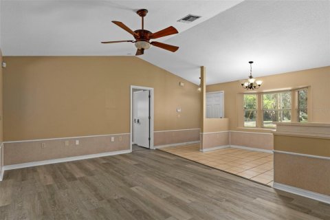 Villa ou maison à vendre à Crystal River, Floride: 3 chambres, 116.13 m2 № 2116017 - photo 9