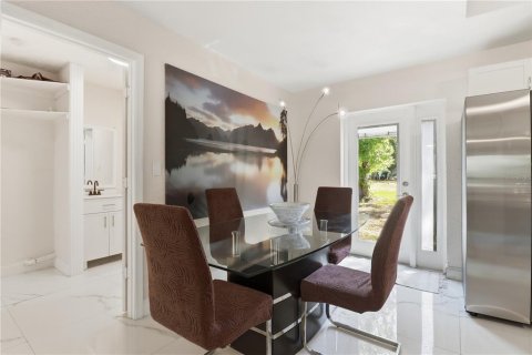 Villa ou maison à vendre à Inglis, Floride: 3 chambres, 165.09 m2 № 2344764 - photo 8