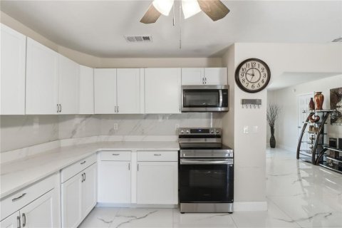 Villa ou maison à vendre à Inglis, Floride: 3 chambres, 165.09 m2 № 2344764 - photo 13