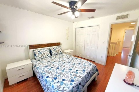 Touwnhouse à vendre à Homestead, Floride: 3 chambres, 141.03 m2 № 2170493 - photo 16