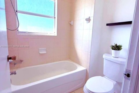 Touwnhouse à vendre à Homestead, Floride: 3 chambres, 141.03 m2 № 2170493 - photo 14