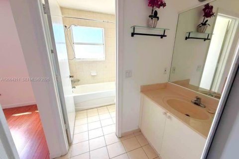 Touwnhouse à vendre à Homestead, Floride: 3 chambres, 141.03 m2 № 2170493 - photo 13