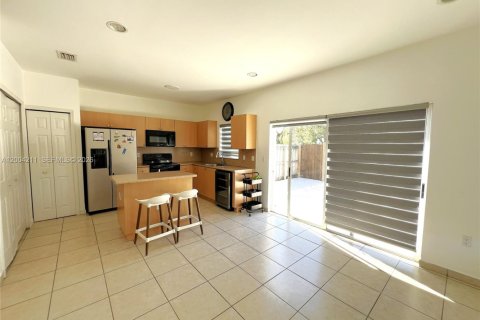 Touwnhouse à vendre à Homestead, Floride: 3 chambres, 141.03 m2 № 2170493 - photo 6