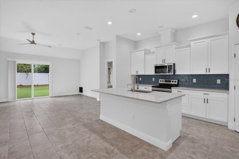 Villa ou maison à louer à Tampa, Floride: 5 chambres, 218.32 m2 № 2415318 - photo 16