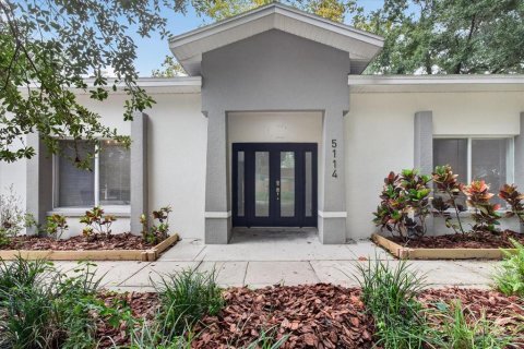 Villa ou maison à louer à Tampa, Floride: 5 chambres, 218.32 m2 № 2415318 - photo 5