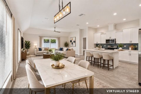 Villa ou maison à louer à Tampa, Floride: 5 chambres, 218.32 m2 № 2415318 - photo 8