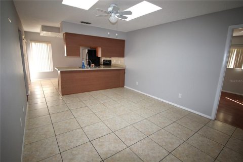 Casa en alquiler en Palm Harbor, Florida, 3 dormitorios, 144.46 m2 № 1919199 - foto 5