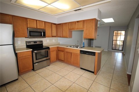 Casa en alquiler en Palm Harbor, Florida, 3 dormitorios, 144.46 m2 № 1919199 - foto 4