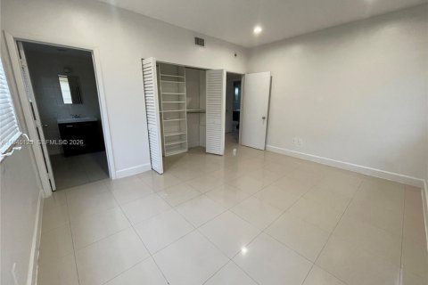 Снять в аренду кондоминиум в Майами-Бич, Флорида 2 спальни, 104.05м2, № 2001451 - фото 12