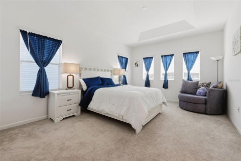 House in Kissimmee, Florida 5 bedrooms, 285.67 sq.m. № 2217382 - photo 29