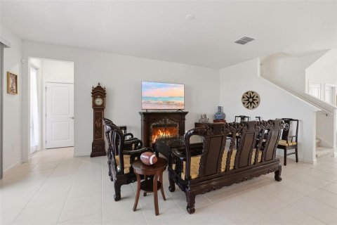 House in Kissimmee, Florida 5 bedrooms, 285.67 sq.m. № 2217382 - photo 13