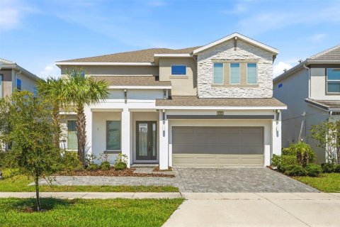 House in Kissimmee, Florida 5 bedrooms, 285.67 sq.m. № 2217382
