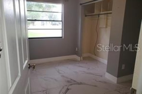 Casa en alquiler en Lutz, Florida, 5 dormitorios, 171.59 m2 № 1823014 - foto 11