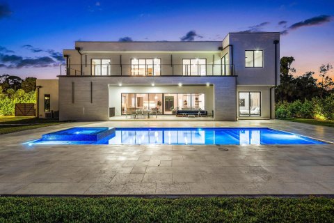 House in Parkland, Florida 7 bedrooms, 607.86 sq.m. № 2261464 - photo 5