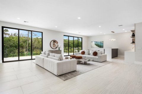 House in Parkland, Florida 7 bedrooms, 607.86 sq.m. № 2261464 - photo 28