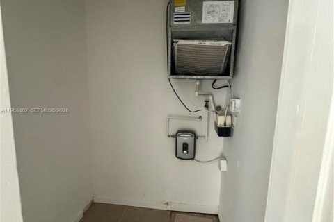 Condominio en alquiler en Miami Beach, Florida, 1 dormitorio, 57.23 m2 № 2050475 - foto 9