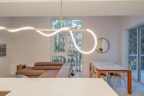 Copropriété à louer à Miami, Floride: 3 chambres, 207.73 m2 № 1998287 - photo 7