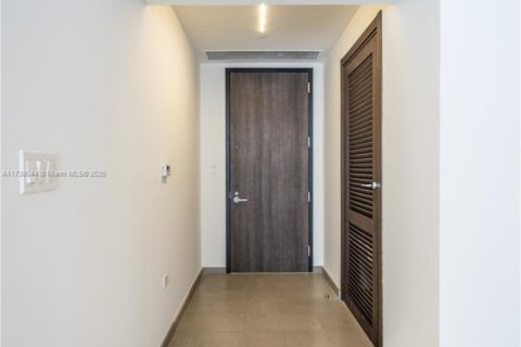 Condominio en venta en Miami, Florida, 3 dormitorios, 176.33 m2 № 1486910 - foto 21