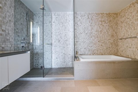 Condominio en venta en Miami, Florida, 3 dormitorios, 176.33 m2 № 1486910 - foto 14