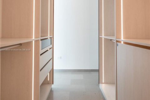 Condominio en venta en Miami, Florida, 3 dormitorios, 176.33 m2 № 1486910 - foto 30