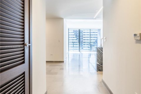 Condominio en venta en Miami, Florida, 3 dormitorios, 176.33 m2 № 1486910 - foto 15