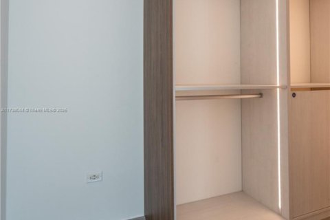 Condominio en venta en Miami, Florida, 3 dormitorios, 176.33 m2 № 1486910 - foto 29