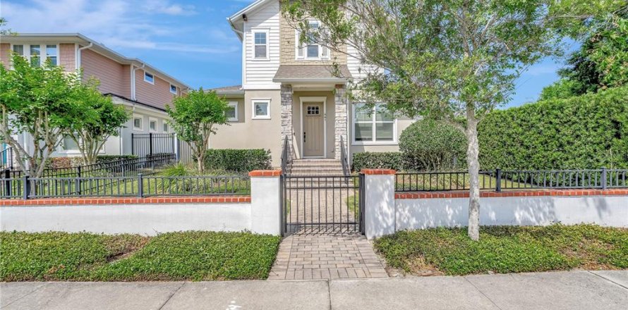 Casa en Winter Park, Florida 3 dormitorios, 162.11 m2 № 1900056