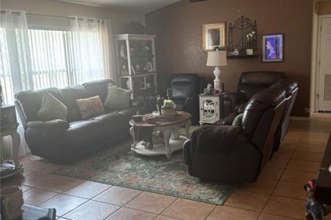Casa en venta en Ocala, Florida, 3 dormitorios, 175.77 m2 № 1902540 - foto 10