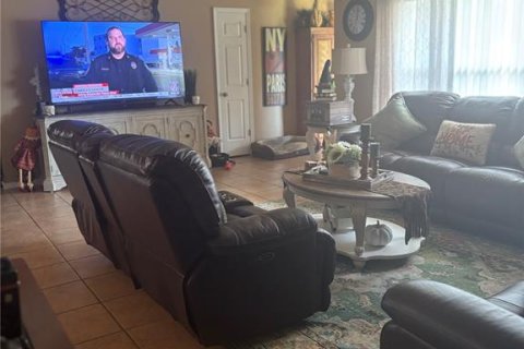 Casa en venta en Ocala, Florida, 3 dormitorios, 175.77 m2 № 1902540 - foto 9