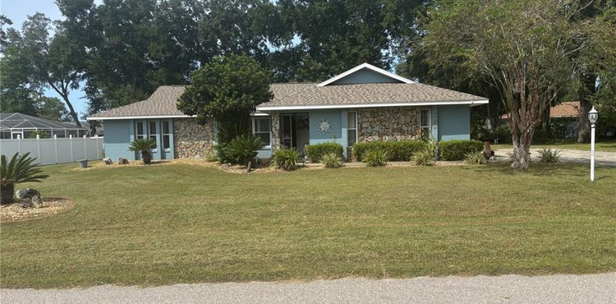 Villa ou maison à Ocala, Floride 3 chambres, 175.77 m2 № 1902540
