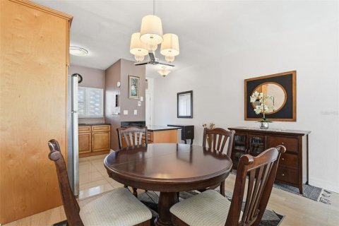 Copropriété à vendre à Saint Pete Beach, Floride: 1 chambre, 62.71 m2 № 2414955 - photo 10