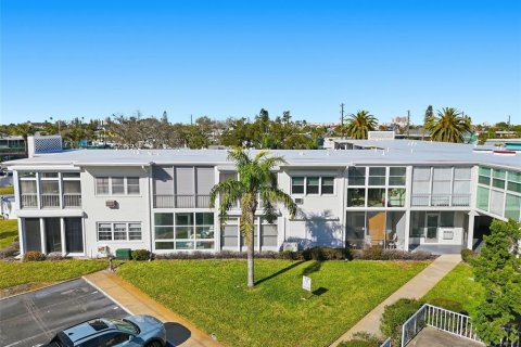 Copropriété à vendre à Saint Pete Beach, Floride: 1 chambre, 62.71 m2 № 2414955 - photo 18