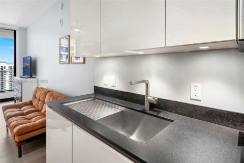 Copropriété à vendre à Miami, Floride: 41.06 m2 № 2041133 - photo 16