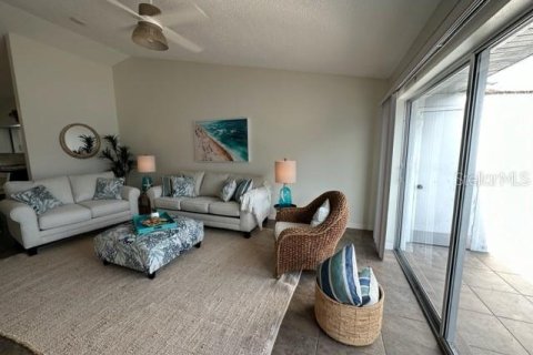 Condo in Englewood, Florida, 2 bedrooms  № 2230797 - photo 5