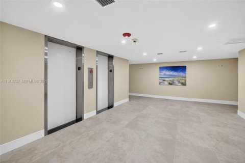 Condo in Fort Lauderdale, Florida, 1 bedroom  № 2244207 - photo 7