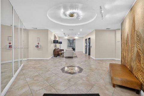 Condo in Fort Lauderdale, Florida, 1 bedroom  № 2244207 - photo 4