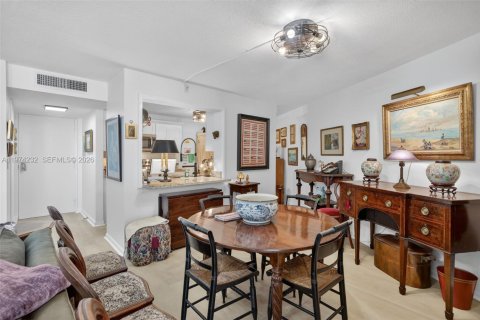 Condo in Fort Lauderdale, Florida, 1 bedroom  № 2244207 - photo 18