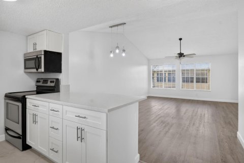 Condo in Boca Raton, Florida, 2 bedrooms № 2261500