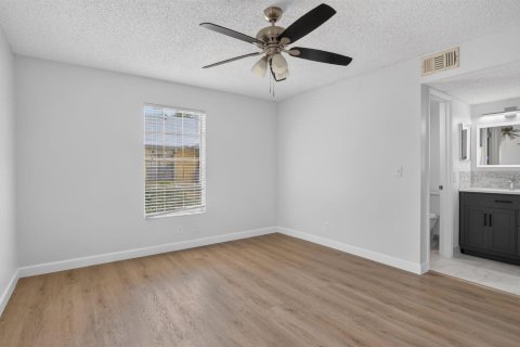 Condo in Boca Raton, Florida, 2 bedrooms  № 2261500 - photo 15