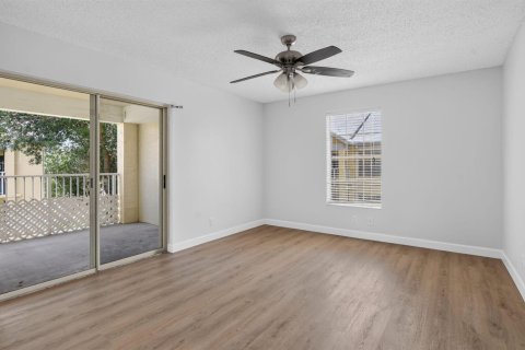 Condo in Boca Raton, Florida, 2 bedrooms  № 2261500 - photo 14