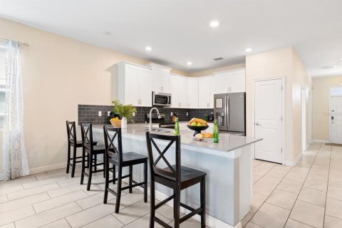 Villa ou maison à vendre à Davenport, Floride: 8 chambres, 363.15 m2 № 2107589 - photo 4