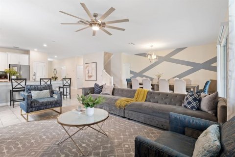 Villa ou maison à vendre à Davenport, Floride: 8 chambres, 363.15 m2 № 2107589 - photo 2