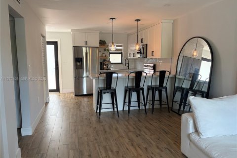 Купить кондоминиум в Хайалиа, Флорида 2 спальни, 80.92м2, № 2032064 - фото 17