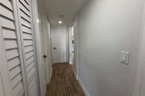 Купить кондоминиум в Хайалиа, Флорида 2 спальни, 80.92м2, № 2032064 - фото 20