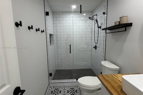 Купить кондоминиум в Хайалиа, Флорида 2 спальни, 80.92м2, № 2032064 - фото 29