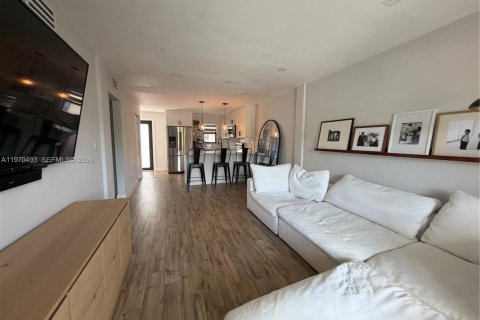 Купить кондоминиум в Хайалиа, Флорида 2 спальни, 80.92м2, № 2032064 - фото 11