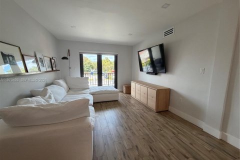 Купить кондоминиум в Хайалиа, Флорида 2 спальни, 80.92м2, № 2032064 - фото 13