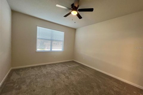 House in Orlando, Florida 4 bedrooms, 171.31 sq.m. № 2395623 - photo 9